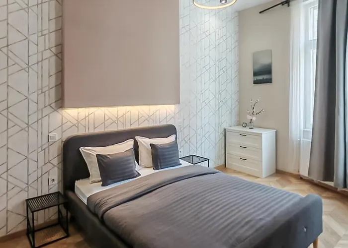 Apartament 3 Bedrooms Bright In The Heart Of The Free Parking Upon Reservation *