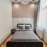 3 Bedrooms Bright In The Heart Of The Free Parking Upon Reservation * بودابست